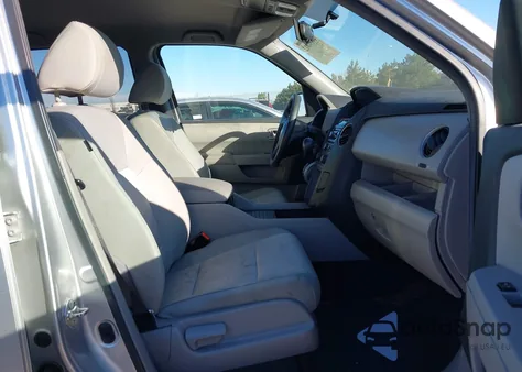 2013 Honda Pilot Lx z USA, uszkodzony, nr VIN 5FNYF3H20DB014478